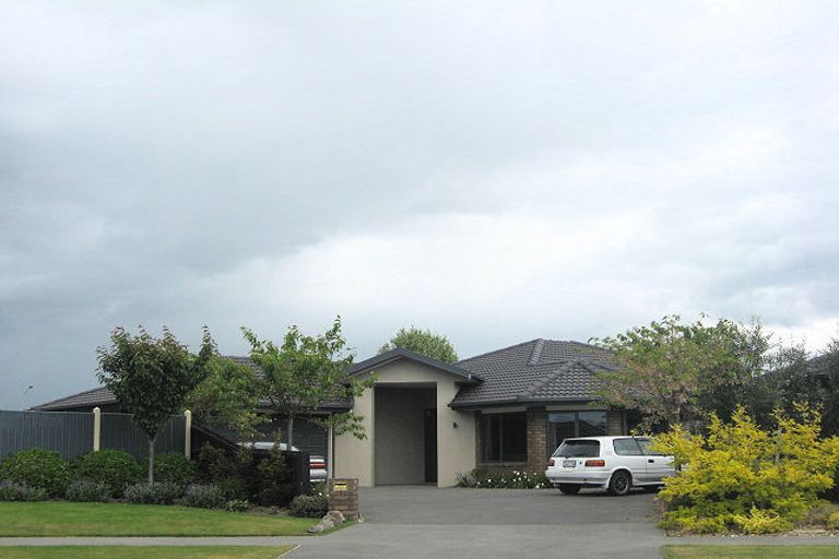 Photo of property in 19 Excalibur Place, Burwood, Christchurch, 8083