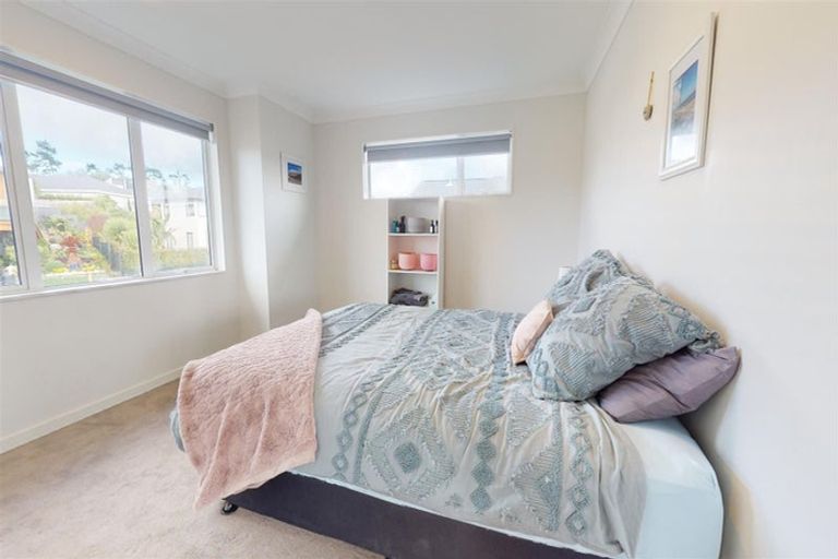 Photo of property in 2 Arriere Lane, Silverdale, 0932