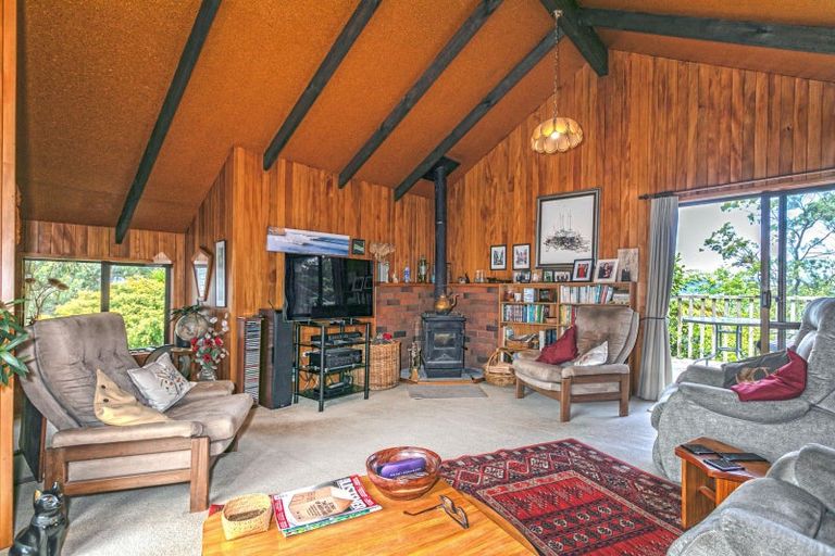 Photo of property in 445 Preeces Point Road, Preece Point, Coromandel, 3506