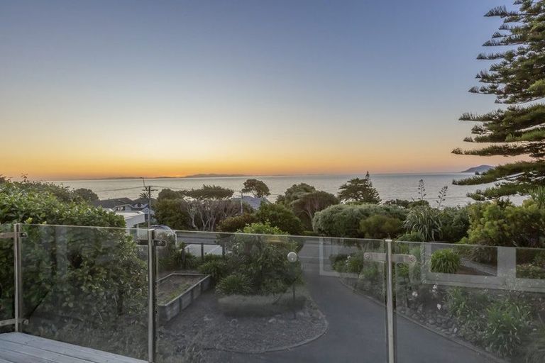 Photo of property in 34 Rosetta Road, Raumati South, Paraparaumu, 5032