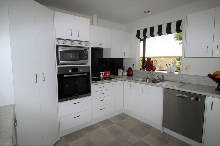 Photo of property in 6 Matau Street, Clyde, 9330