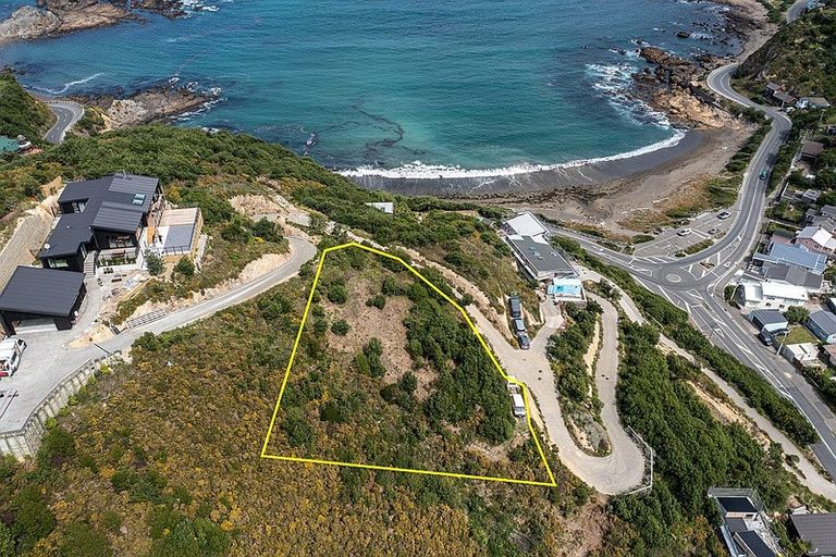 Photo of property in 239 Houghton Bay Road, Houghton Bay, Wellington, 6023