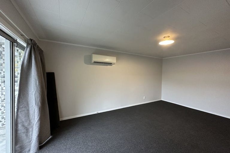 Photo of property in 4/54 Martin Street, Wallaceville, Upper Hutt, 5018