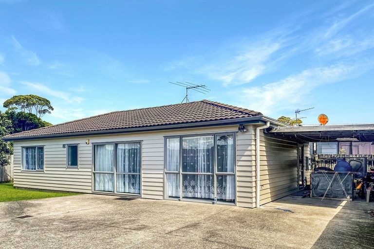 Photo of property in 60 Trevor Hosken Drive, Wiri, Auckland, 2104