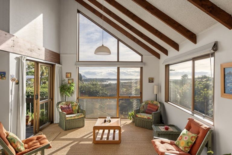 Photo of property in 279 Waitaha Road, Welcome Bay, Tauranga, 3112