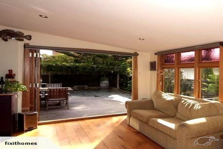 Photo of property in 337 Waterloo Road, Waterloo, Lower Hutt, 5011