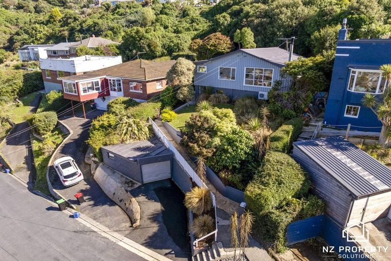 Photo of property in 24 Seaview Terrace, Kew, Dunedin, 9012