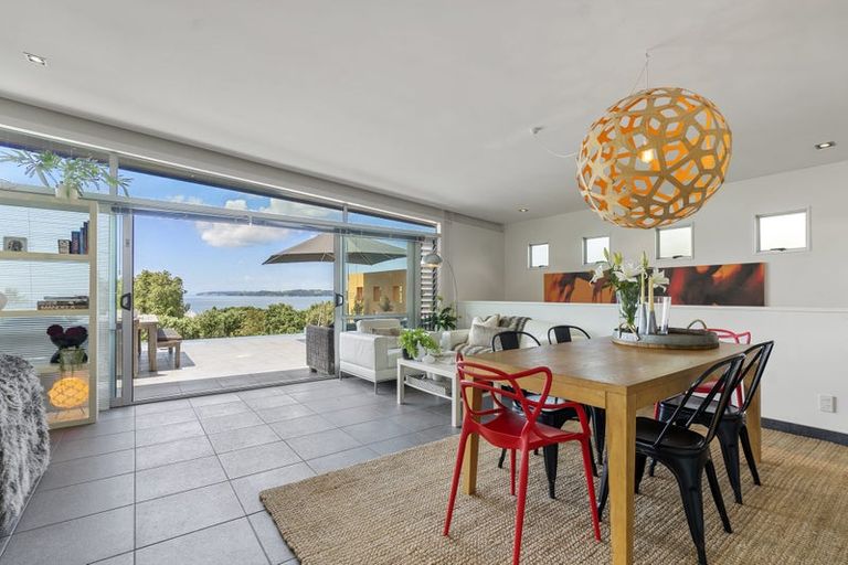Photo of property in 36a Glenelg Road, Red Beach, 0932