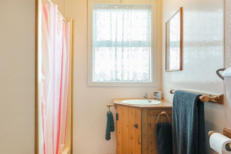 Photo of property in 72 Mcgill Street, Waimangaroa, Westport, 7891