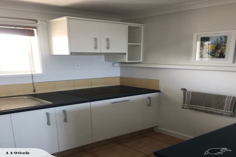 Photo of property in 245 Marine Parade, Napier South, Napier, 4110