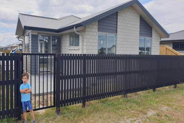 Photo of property in 21 Royal Crescent, Papamoa, 3118