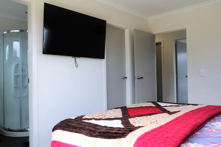 Photo of property in 55 Buddle Road, Wallaceville, Upper Hutt, 5018