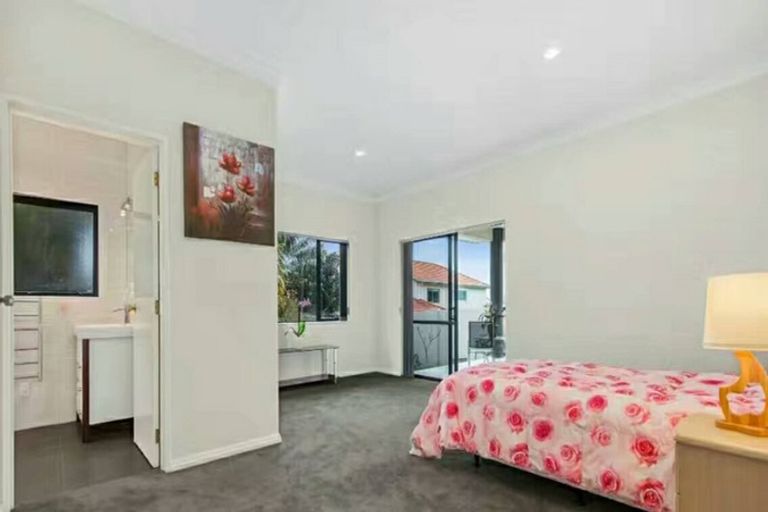 Photo of property in 32 Westerham Drive, Dannemora, Auckland, 2016