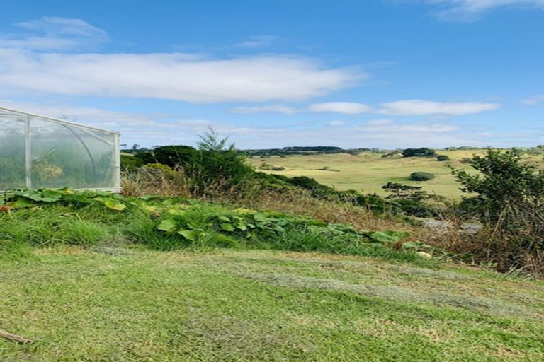 Photo of property in 2320 Awhitu Road, Awhitu, Waiuku, 2684