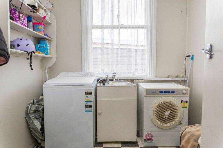 Photo of property in 7 Seddon Street, Dannevirke, 4930