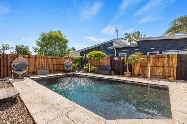 Photo of property in 30 Matene Place, Papamoa Beach, Papamoa, 3118
