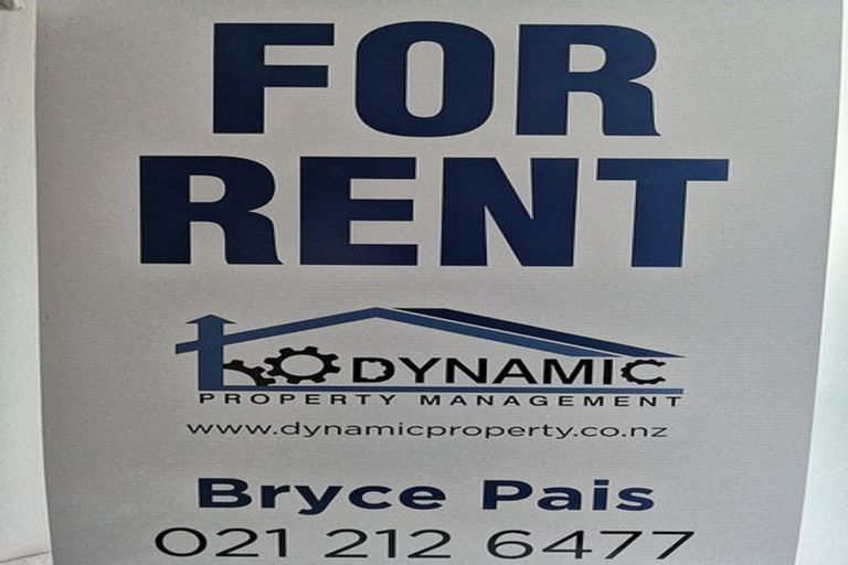 Photo of property in 6/58 Te Atatu Road, Te Atatu South, Auckland, 0610