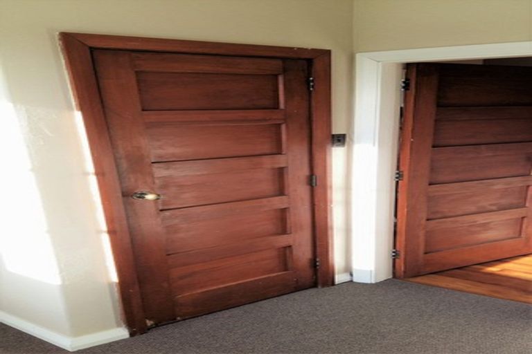 Photo of property in 75 Latham Street, Marewa, Napier, 4110