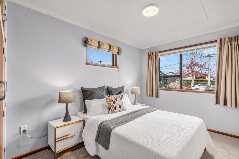 Photo of property in 37 Colwyn Street, Bryndwr, Christchurch, 8053