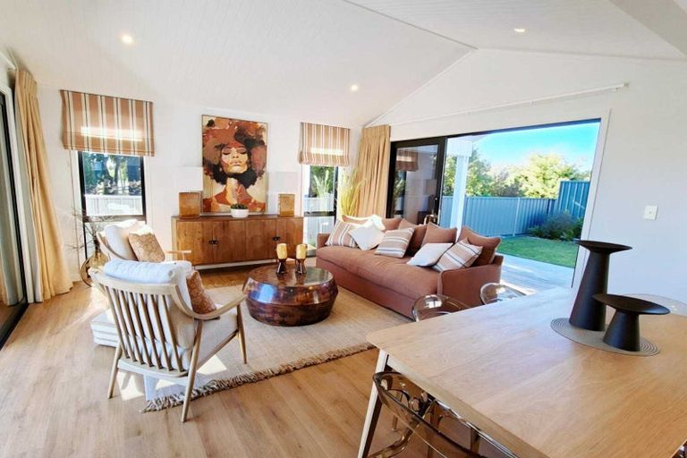 Photo of property in 90 Eriksen Road, Te Awa, Napier, 4110