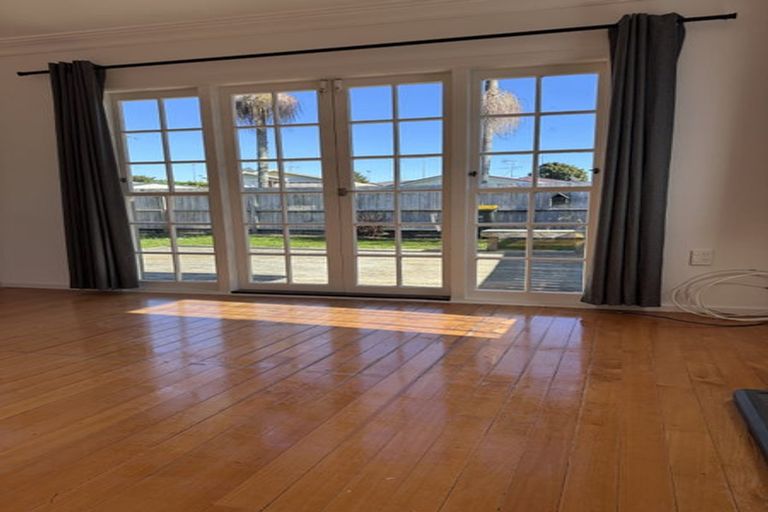 Photo of property in 8 Landscape Road, Pukekohe, 2120