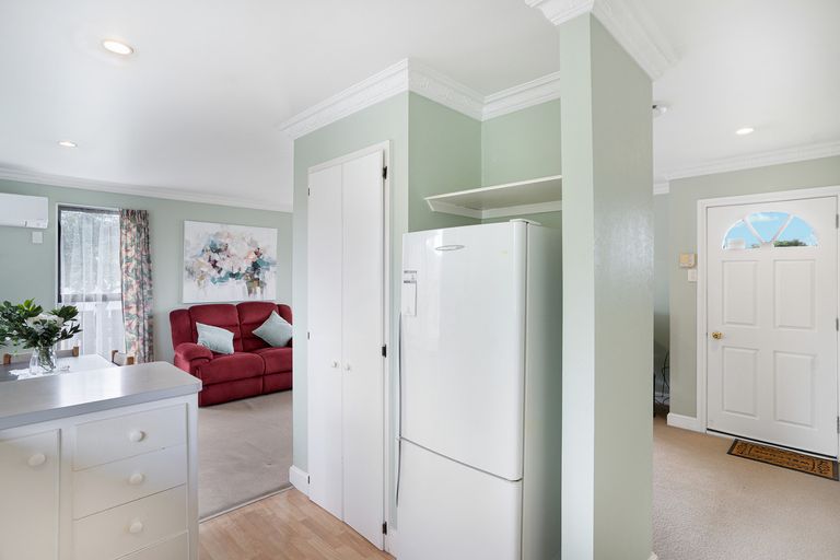 Photo of property in 2a Jones Place, Masterton, 5810