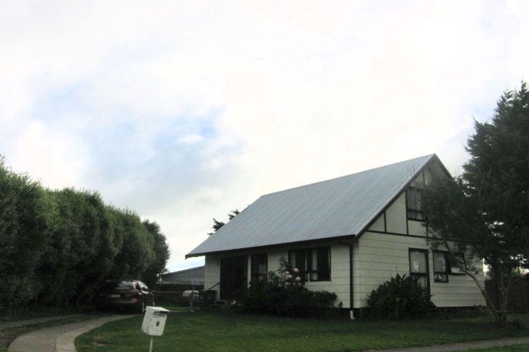 Photo of property in 6 Ashton Place, Highbury, Palmerston North, 4412