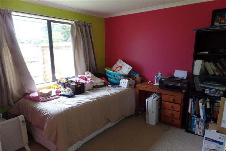 Photo of property in 492a Don Buck Road, Massey, Auckland, 0614