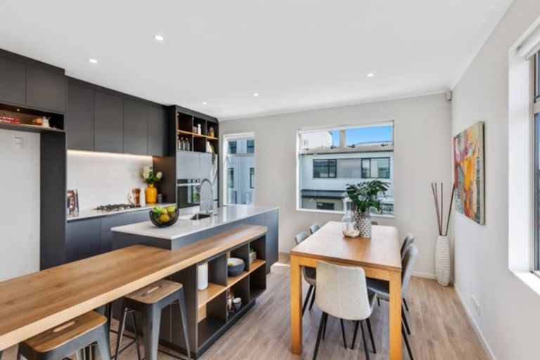 Photo of property in 22 Horo Road, Flat Bush, Auckland, 2019