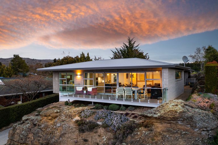 Photo of property in 61 Kamaka Crescent, Bridge Hill, Alexandra, 9320