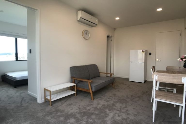 Photo of property in 13 Tautoru Avenue, Orewa, 0931