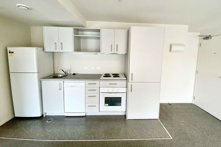 Photo of property in The Peak Apartments, 706/170 Taranaki Street, Te Aro, Wellington, 6011