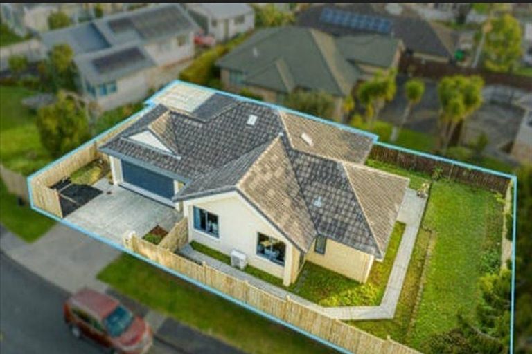 Photo of property in 62 Waitaki Street, Henderson, Auckland, 0612