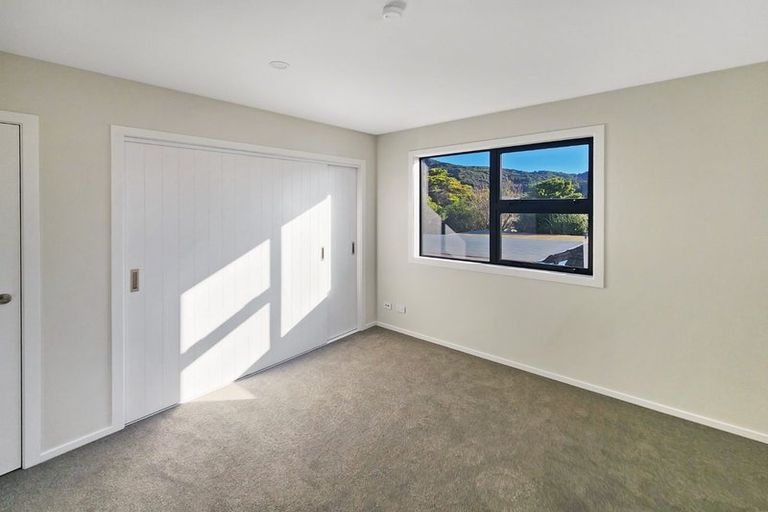 Photo of property in 3/31 Wainuiomata Road, Wainuiomata, Lower Hutt, 5014