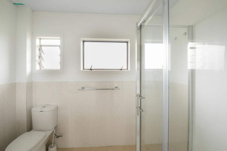 Photo of property in 4/24 Copley Street, New Lynn, Auckland, 0600