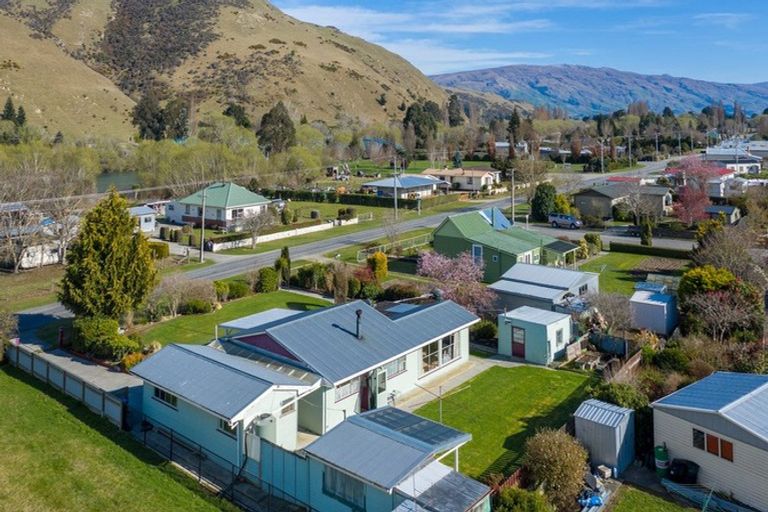 Photo of property in 11 Millers Flat-beaumont Road, Millers Flat, Roxburgh, 9572