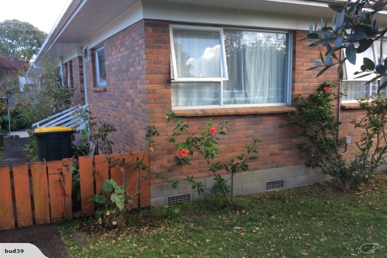 Photo of property in 1/17 Doment Crescent, Orewa, 0931