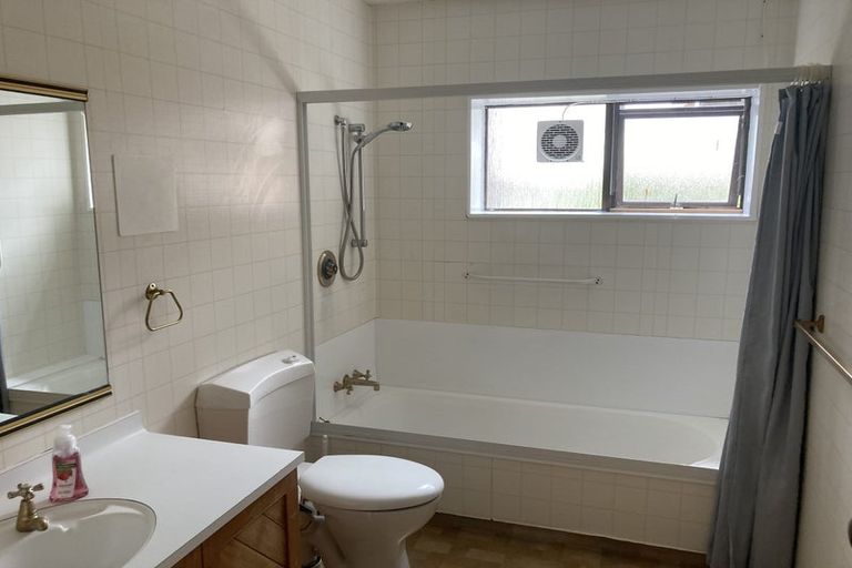 Photo of property in 2/166 Moxham Avenue, Hataitai, Wellington, 6021