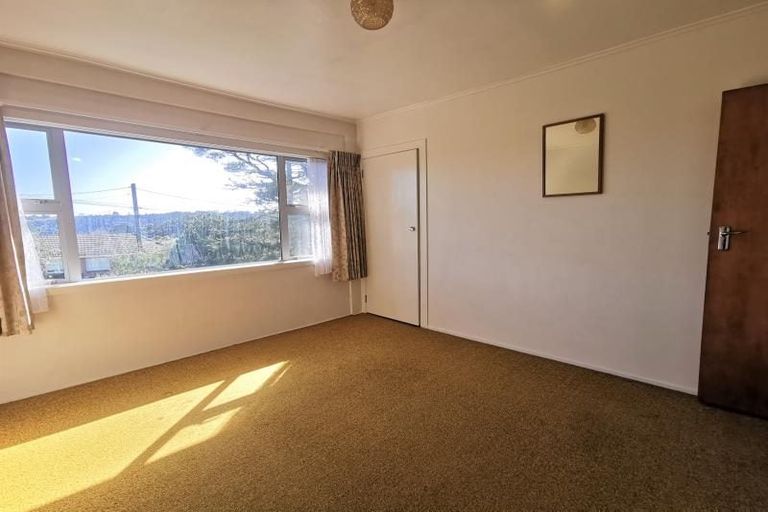 Photo of property in 4/41a Tramway Road, Beach Haven, Auckland, 0626