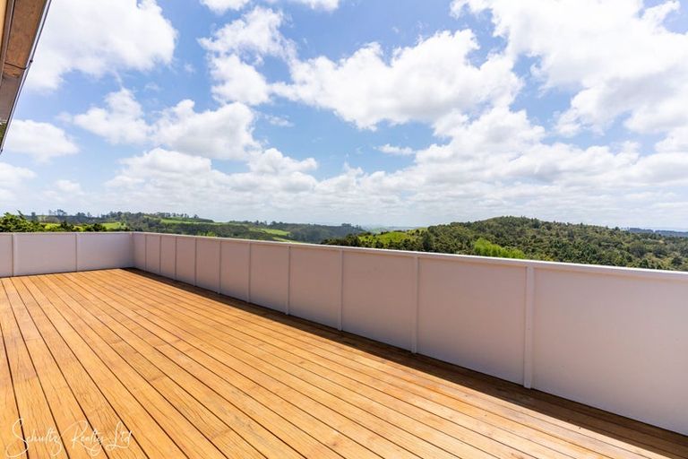 Photo of property in 827 Tinopai Road, Tinopai, Matakohe, 0593