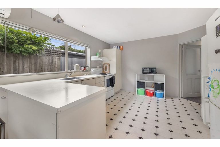 Photo of property in 72 Cumnor Terrace, Woolston, Christchurch, 8023