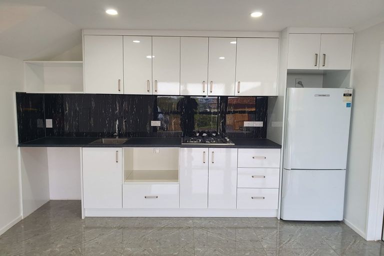 Photo of property in 9 Lizzie Lane, Clover Park, Auckland, 2019