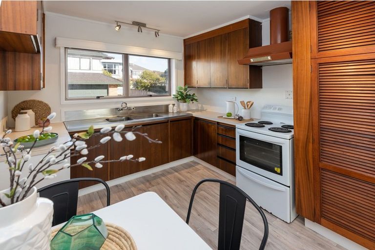 Photo of property in 3/152 Bucklands Beach Road, Bucklands Beach, Auckland, 2012
