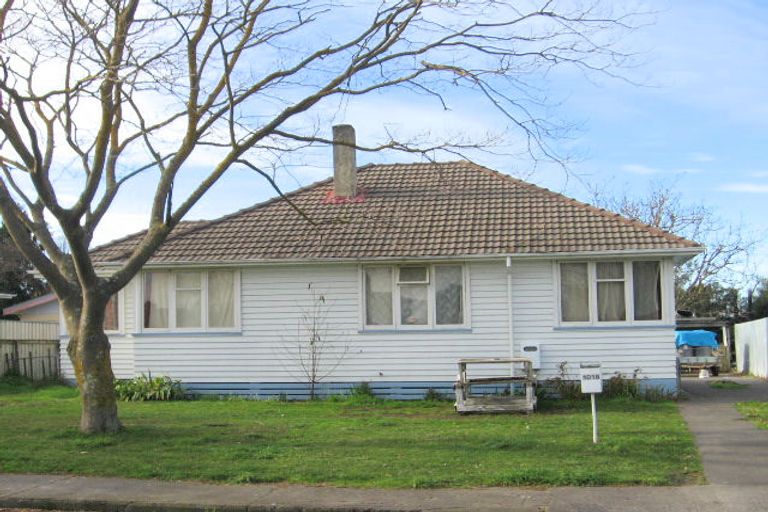 Photo of property in 1018 Hood Street, Mayfair, Hastings, 4122