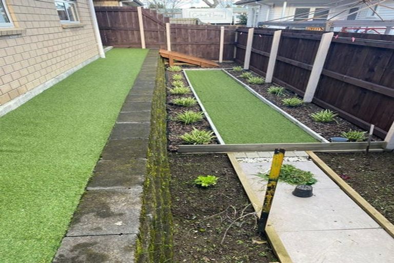 Photo of property in 6b Kent Road, Manurewa, Auckland, 2102