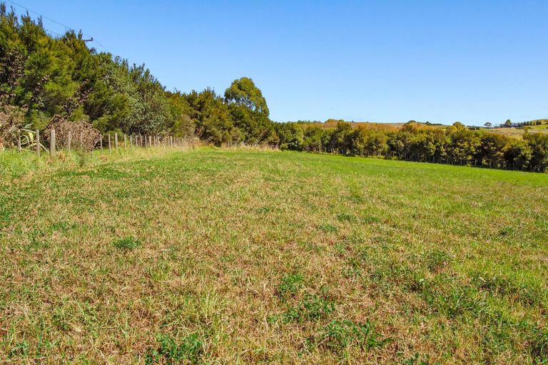 Photo of property in 707 Settlement Road, Hakaru, Kaiwaka, 0975