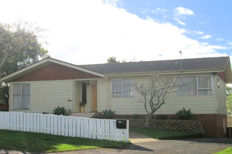 Photo of property in 34 Anich Road, Massey, Auckland, 0614