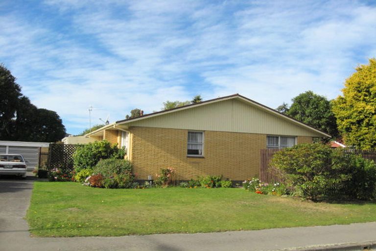 Photo of property in 26a Gladson Avenue, Sockburn, Christchurch, 8042