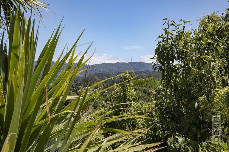 Photo of property in 492 West Coast Road, Glen Eden, Auckland, 0602