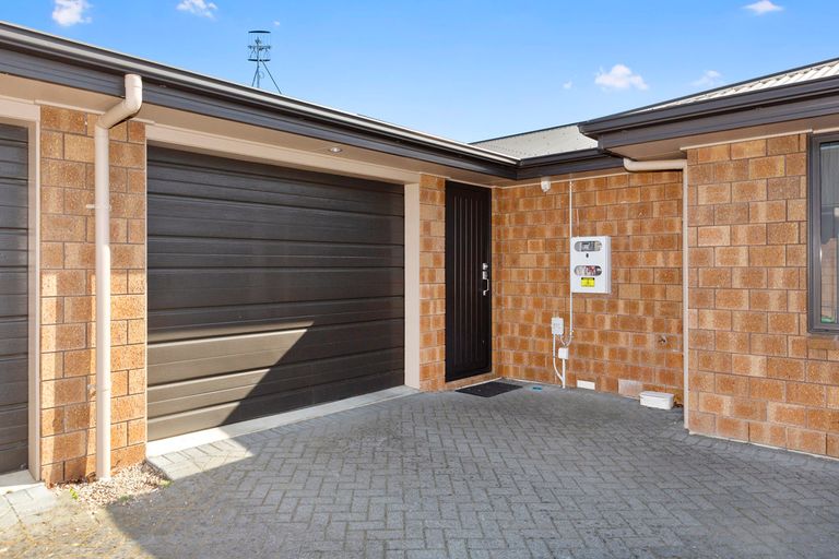 Photo of property in 4/31 Jones Crescent, Melville, Hamilton, 3206